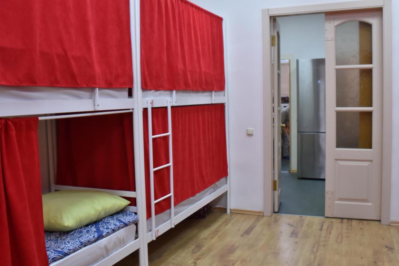 Hostel 777 Darnitsa Kyiv Exterior photo